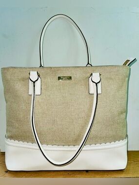 Authentic Kate Spade New York Canvas Maise Beige and White Scallop-Trim Tote